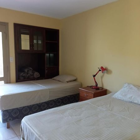 La Casa De Pedro Hostel Encarnación Εξωτερικό φωτογραφία
