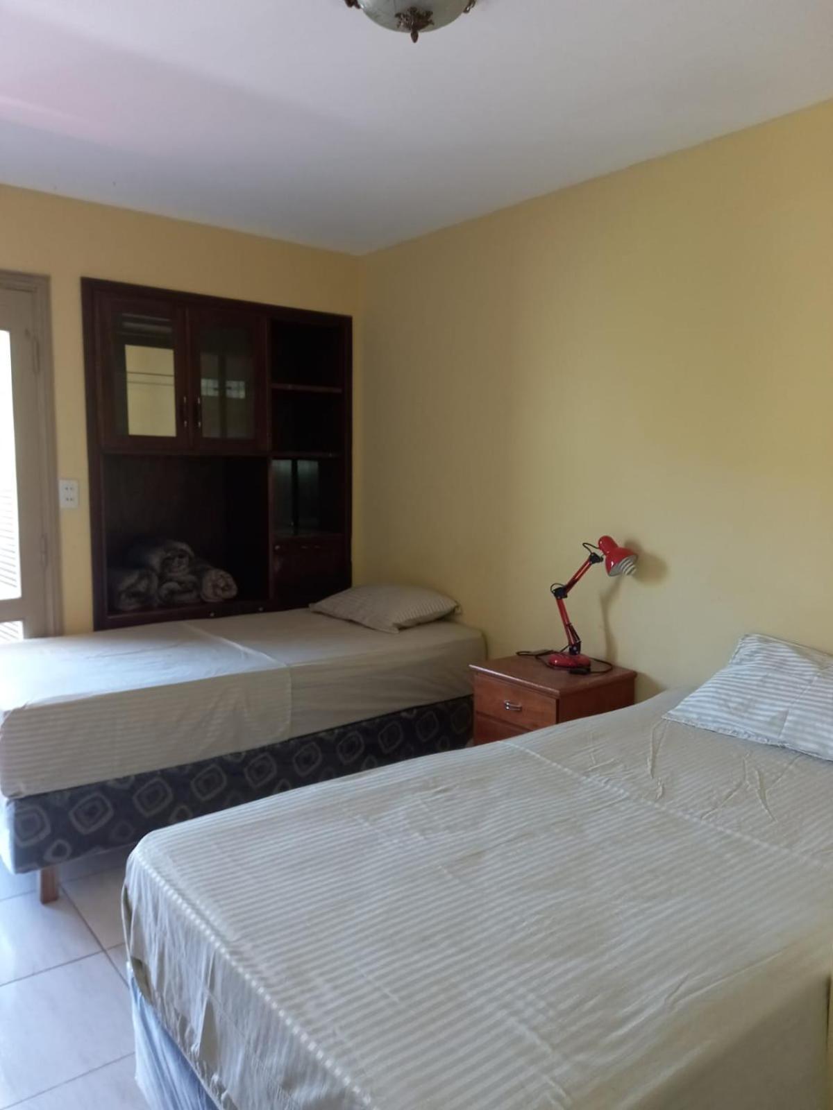 La Casa De Pedro Hostel Encarnación Εξωτερικό φωτογραφία