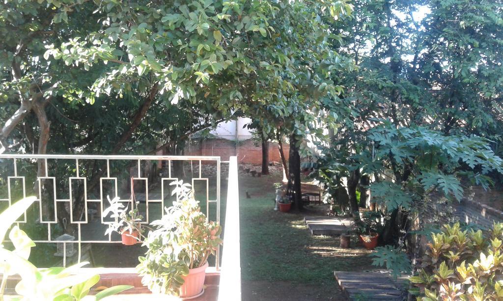 La Casa De Pedro Hostel Encarnación Εξωτερικό φωτογραφία
